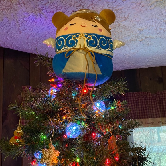 Meet your Posher, Connie - Picture 2 of 5